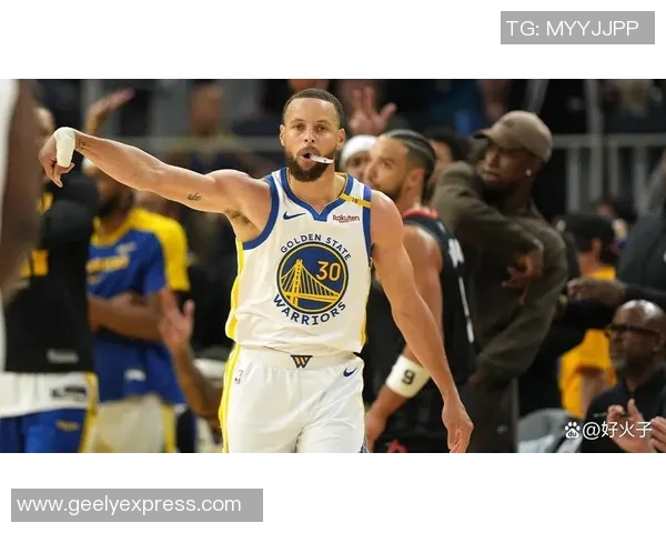 勇士与猛龙激战正酣10月2日精彩对决引发球迷热议